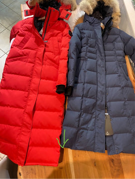 Arctic Bay Haliburton red parka and Belleville navy parka side-by-side comparison